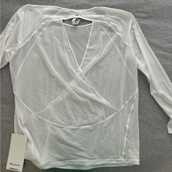 Lululemon: If you are lucky long sleeve tee - Picture 3 of 4